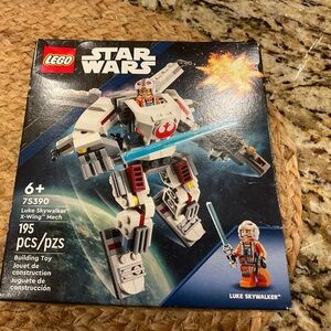 NWOT LEGO Star Wars 75390